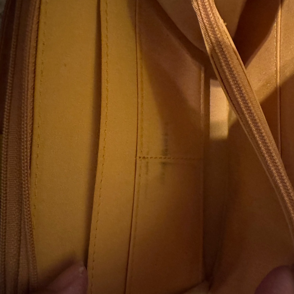 Wilson’s Lesther women’s Wallet - Picture 7 of 8